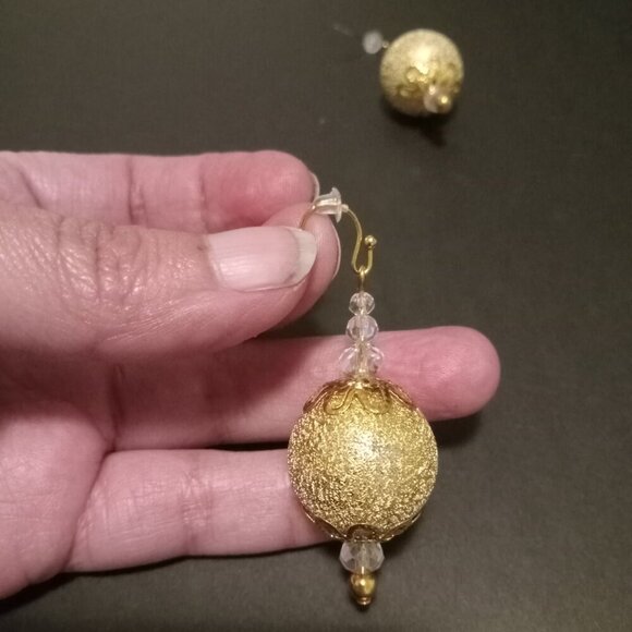 VINTAGE - Golden looking earrings with details-obo - Picture 3 of 4